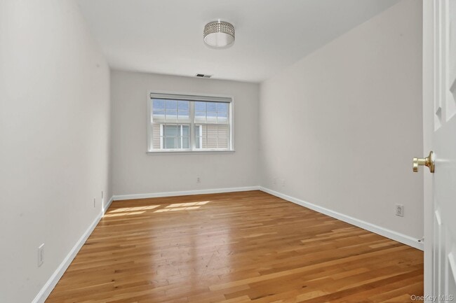 Building Photo - 120 Woodruff Ave
