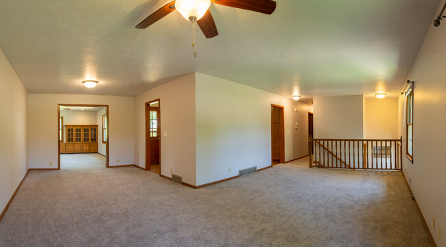 living room - dining - 3118 S 116th St