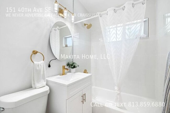 Building Photo - 151 40th Ave SE