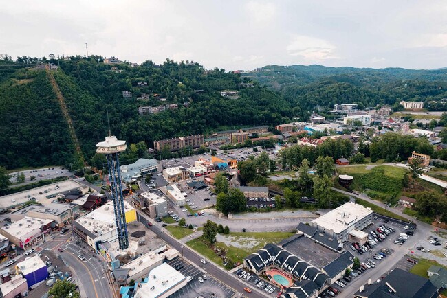 Building Photo - 157 W Holly Ridge Rd