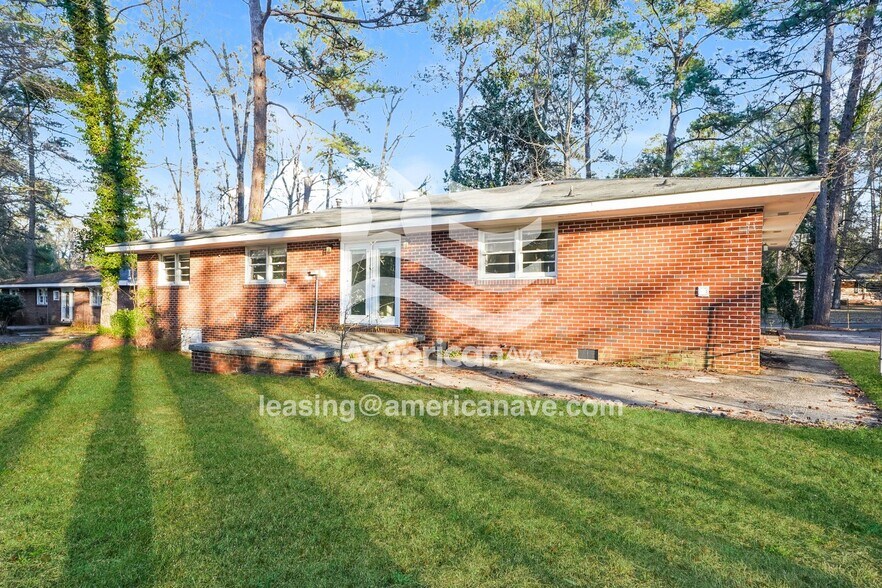 Building Photo - 209 Ashby Way