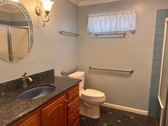 Building Photo - 3BD/1BA Home in Lovely Westwood Neighborhood