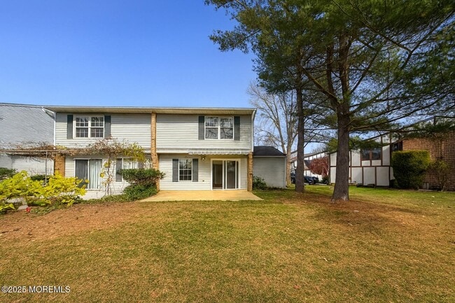 Building Photo - 17 Apple Dr