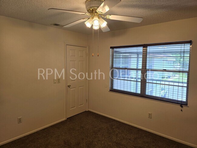 Building Photo - 88 Windtree Ln