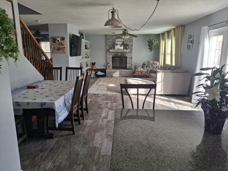 Building Photo - 9408 Calico Pl NW