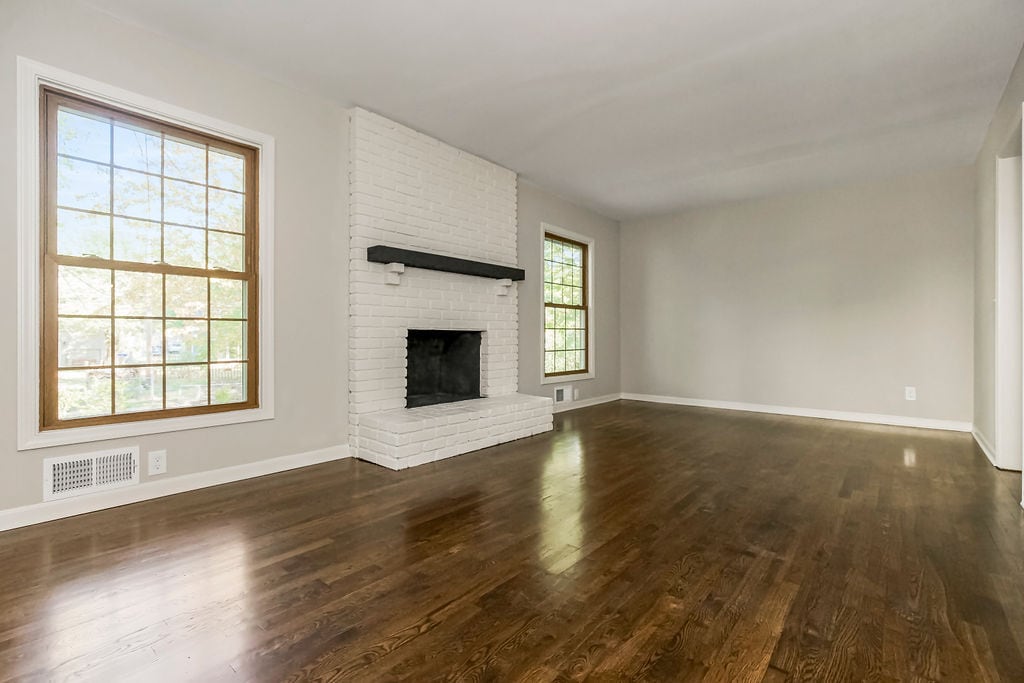 Building Photo - 9859 Connell Dr