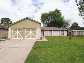 Building Photo - 14210 Galvani Dr