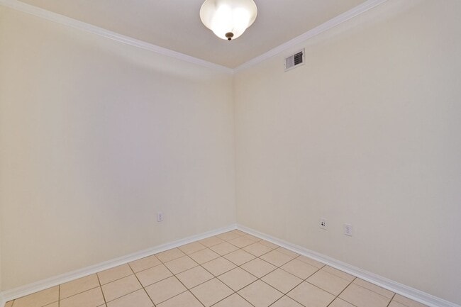 Building Photo - Large Santa Clara 1 Bedroom Condo in Rivermark Area