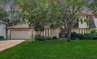 Building Photo - 5801 W 99th St