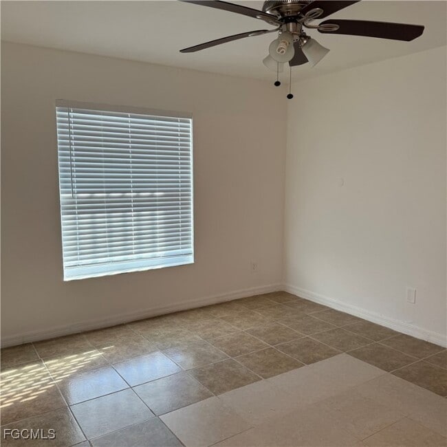 Building Photo - 2172 Simon Ct