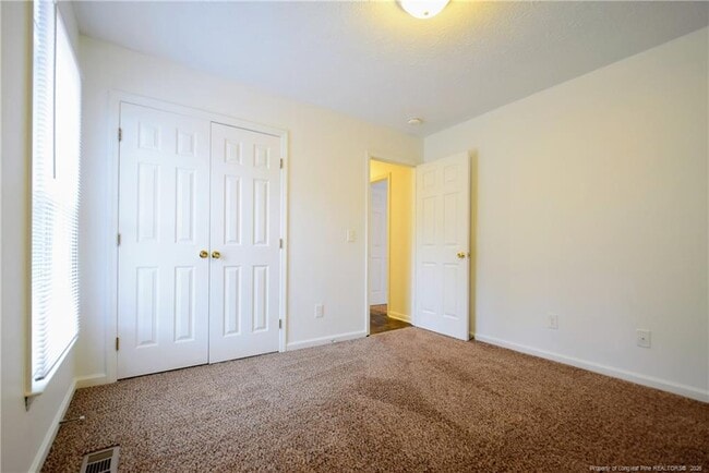 Building Photo - 7128 Dayspring Dr