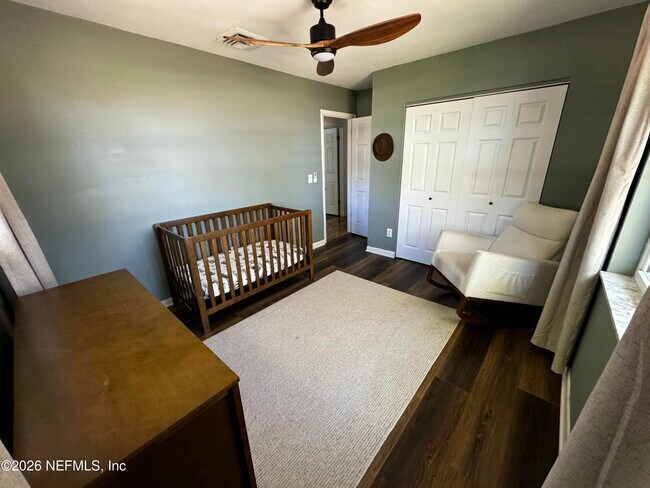 Building Photo - 1926 71st Ave