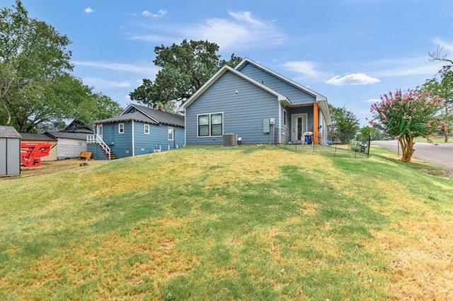 Building Photo - 1131 W Owings St