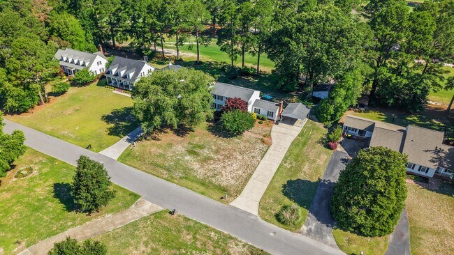 Building Photo - 206 Ramblewood Dr