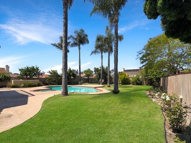 Building Photo - Spacious Oceanside Retreat with Pool, Spa,...