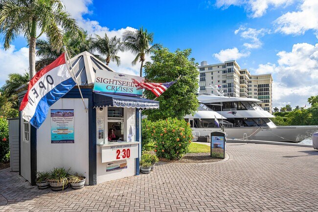 Building Photo - 72 S Ocean Blvd