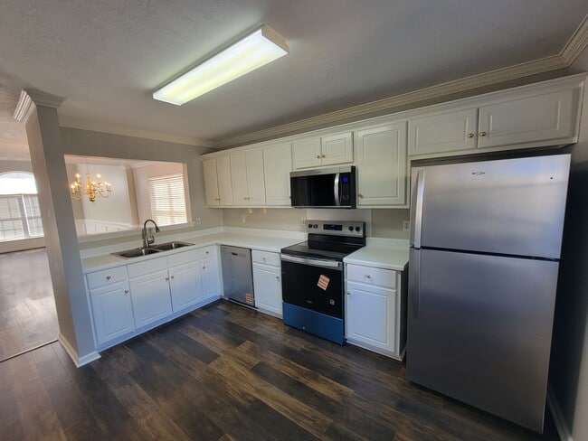 Building Photo - Bay Hill - Columbia County