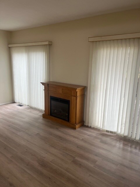 Building Photo - 1594 Brentwood Dr