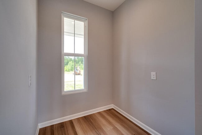 Building Photo - 1744 Ardennes Oak Dr