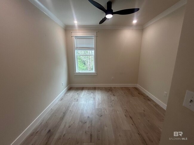 Building Photo - 5122 Pine Rd