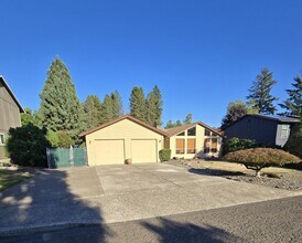 Building Photo - 13064 SE 130th Ave