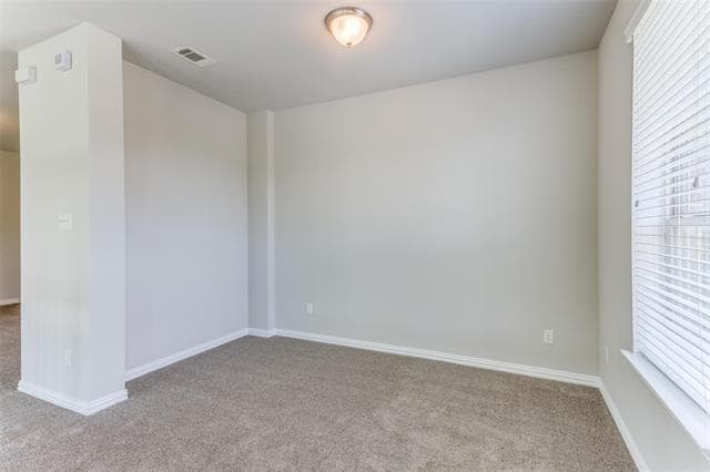 Building Photo - 1605 Black Duck Terrace