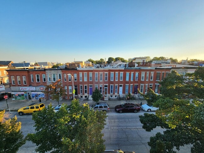 Building Photo - 444 E Fort Ave