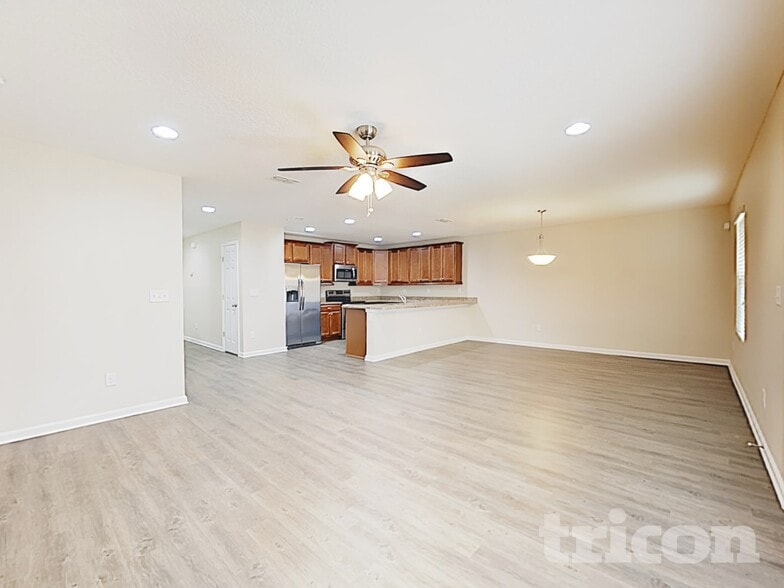 Building Photo - 8751 Barco Ln