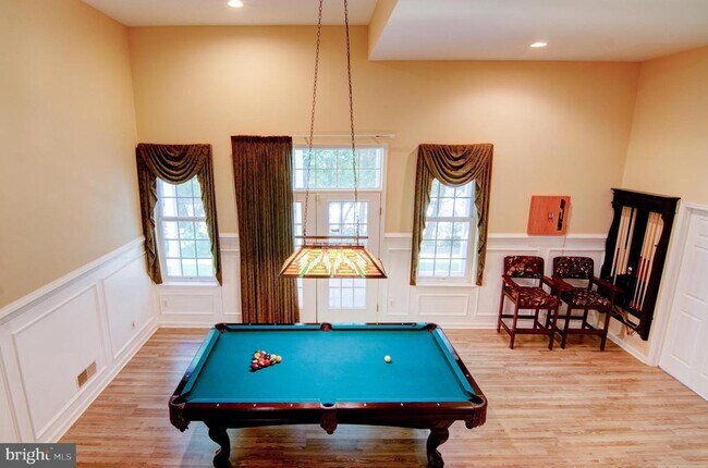 Building Photo - 5861 Governors Hill Dr