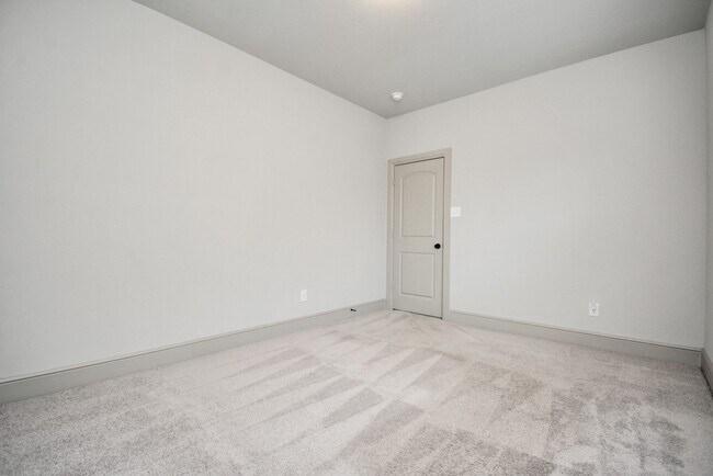 Building Photo - 22368 Misty Woods Ln