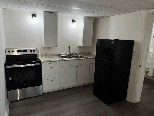 Building Photo - Easterwood Properties Albertville