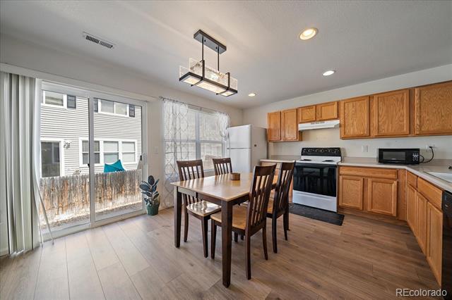 Building Photo - 7858 S Kalispell Cir