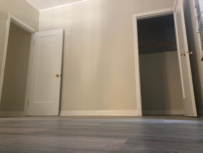 MASTER BEDROOM - 410 N Orange Grove Ave