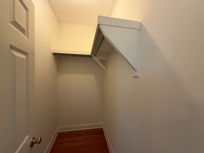 Building Photo - 105 Serenity Ln