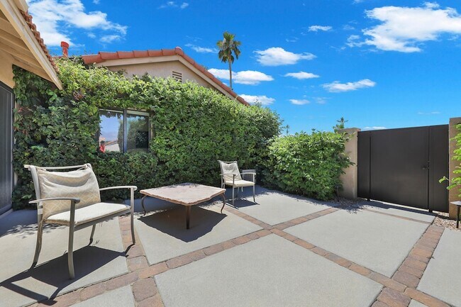 Building Photo - 70825 Ironwood Dr