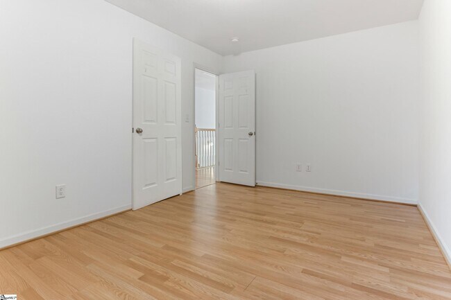 Building Photo - 301 Carnahan Dr