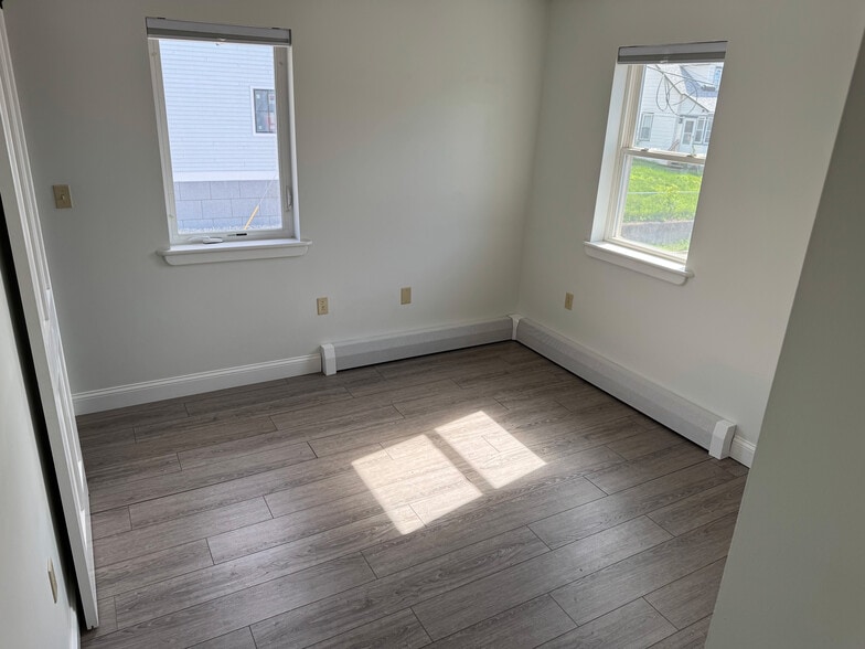 Upstairs bedroom - 251 Main St