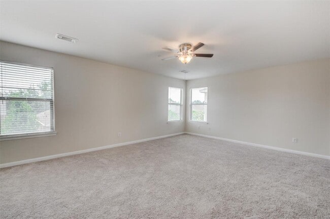 Building Photo - 21515 Pointed Oak Ln