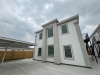 Building Photo - 1612 Canelo Dr