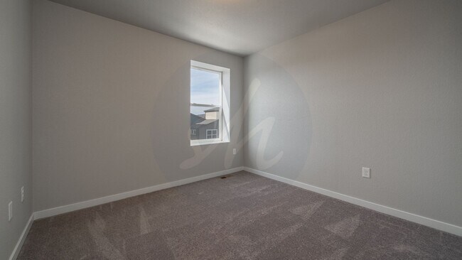 Building Photo - Modern 4 Bedroom Home in Wolf Ranch