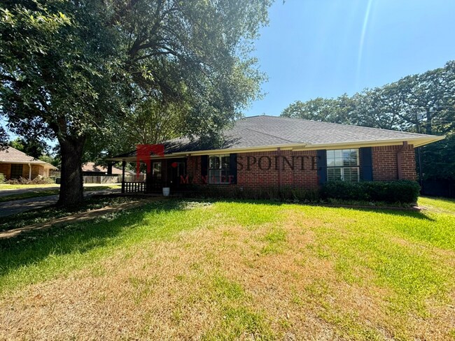 Building Photo - Tour Today! Spacious 3-Bedroom, 2.5-Bath Home!