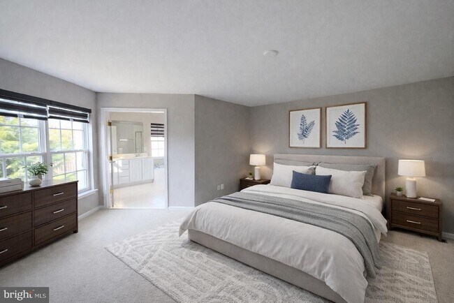 Building Photo - 12314 Tanalian Falls Ln