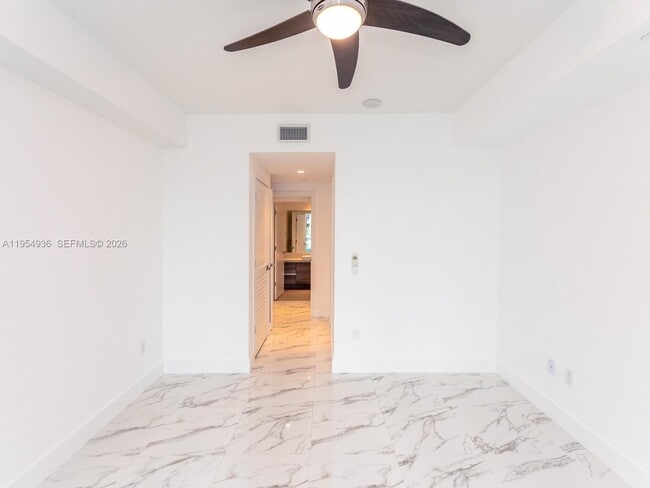 Building Photo - 1080 Brickell Ave