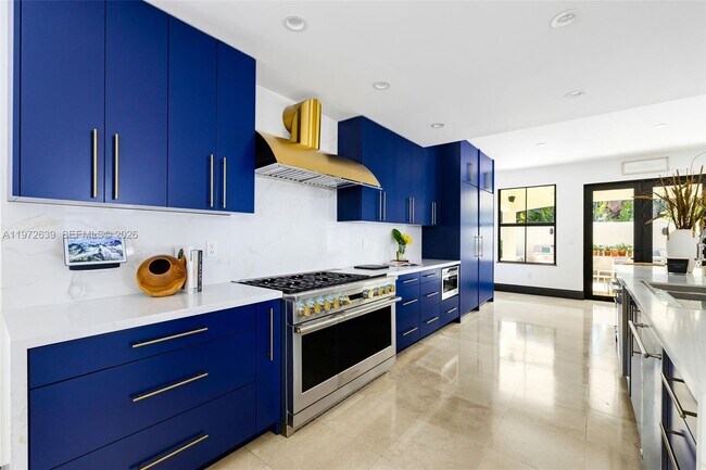 Building Photo - 3020 McDonald St