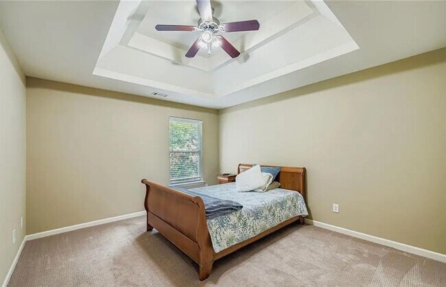 Building Photo - 1015 Pebble Creek Trail