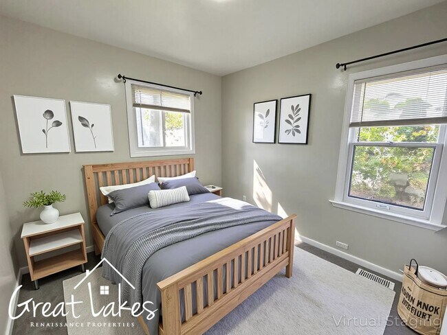 Building Photo - Charming 3 Bedroom 1 Bathroom now availabl...