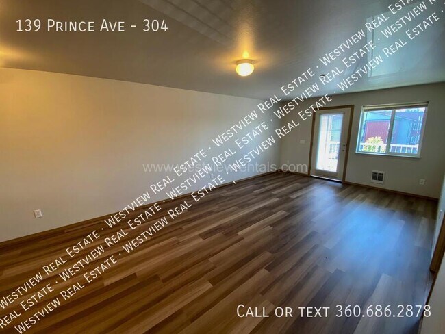 Building Photo - 139 Prince Ave
