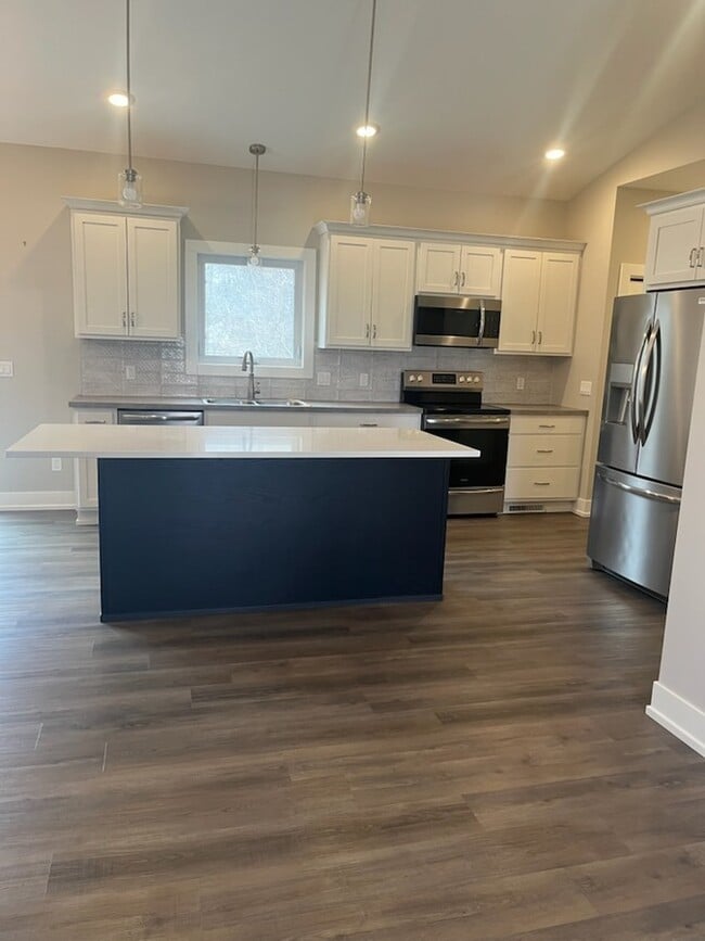 Building Photo - 13166 Indigo Ct