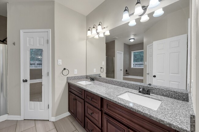 Building Photo - 3429 Nottingham Ln