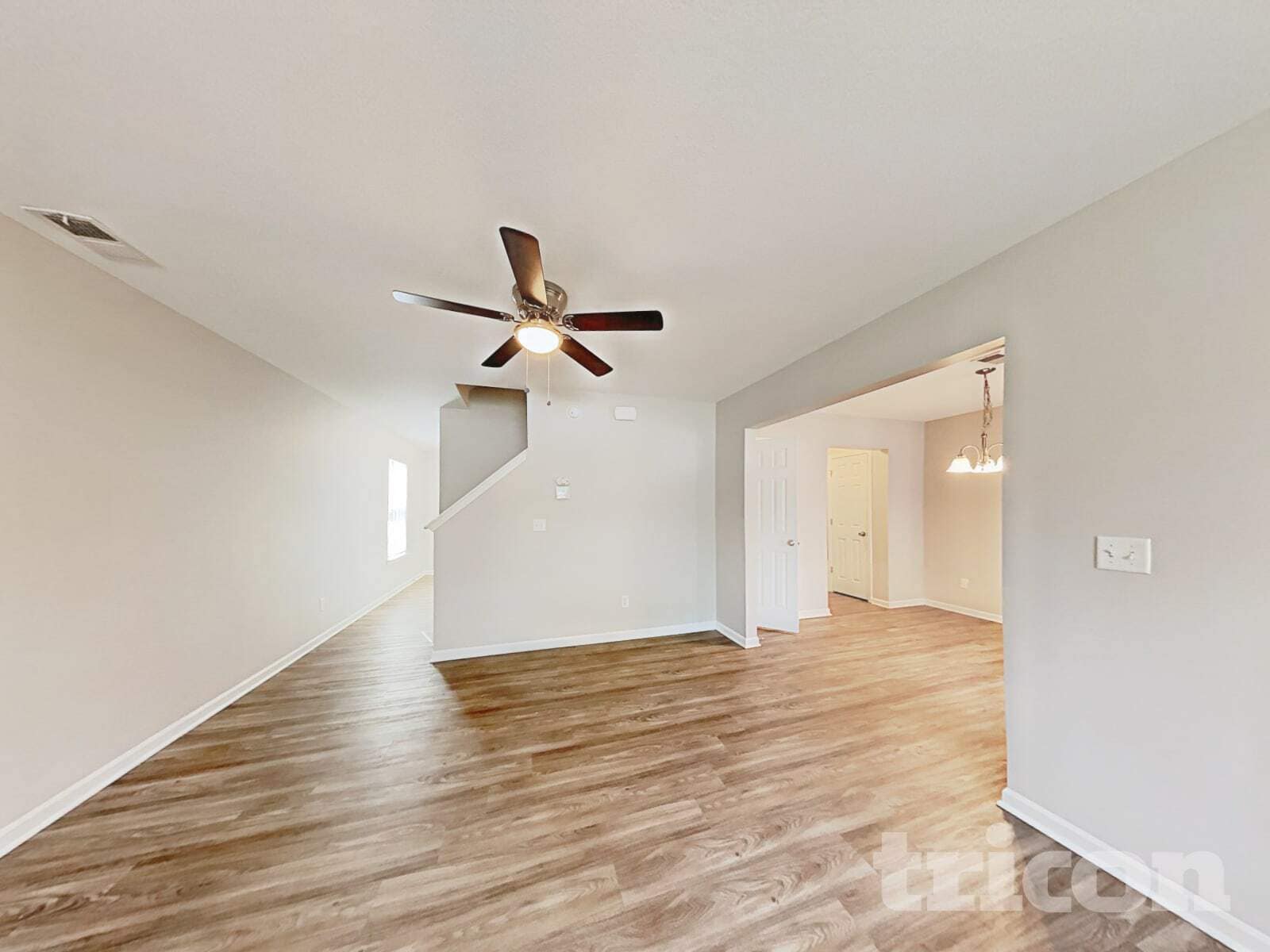 Building Photo - 225 Eagle Pointe Dr